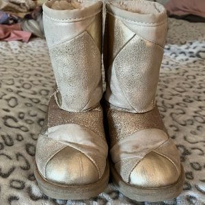 Girls uggs size 2